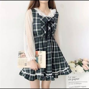 Preppy style plaid sleeveless dress
